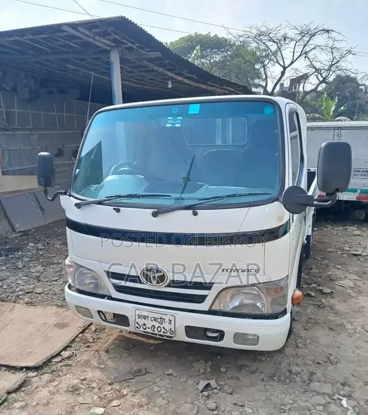 Toyota Dyna Pickup Diesel 2012