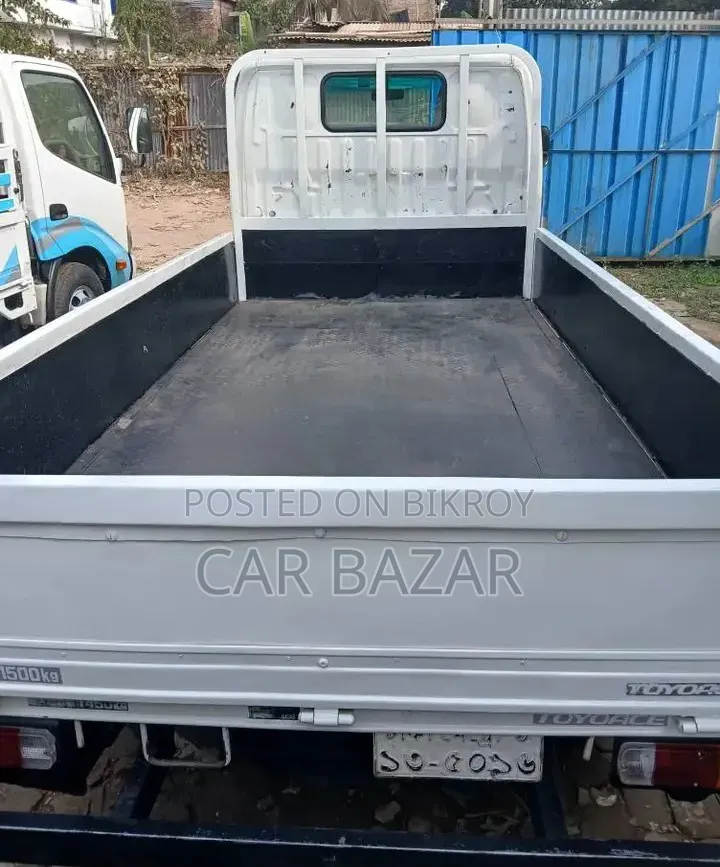 Toyota Dyna Pickup Diesel 2012