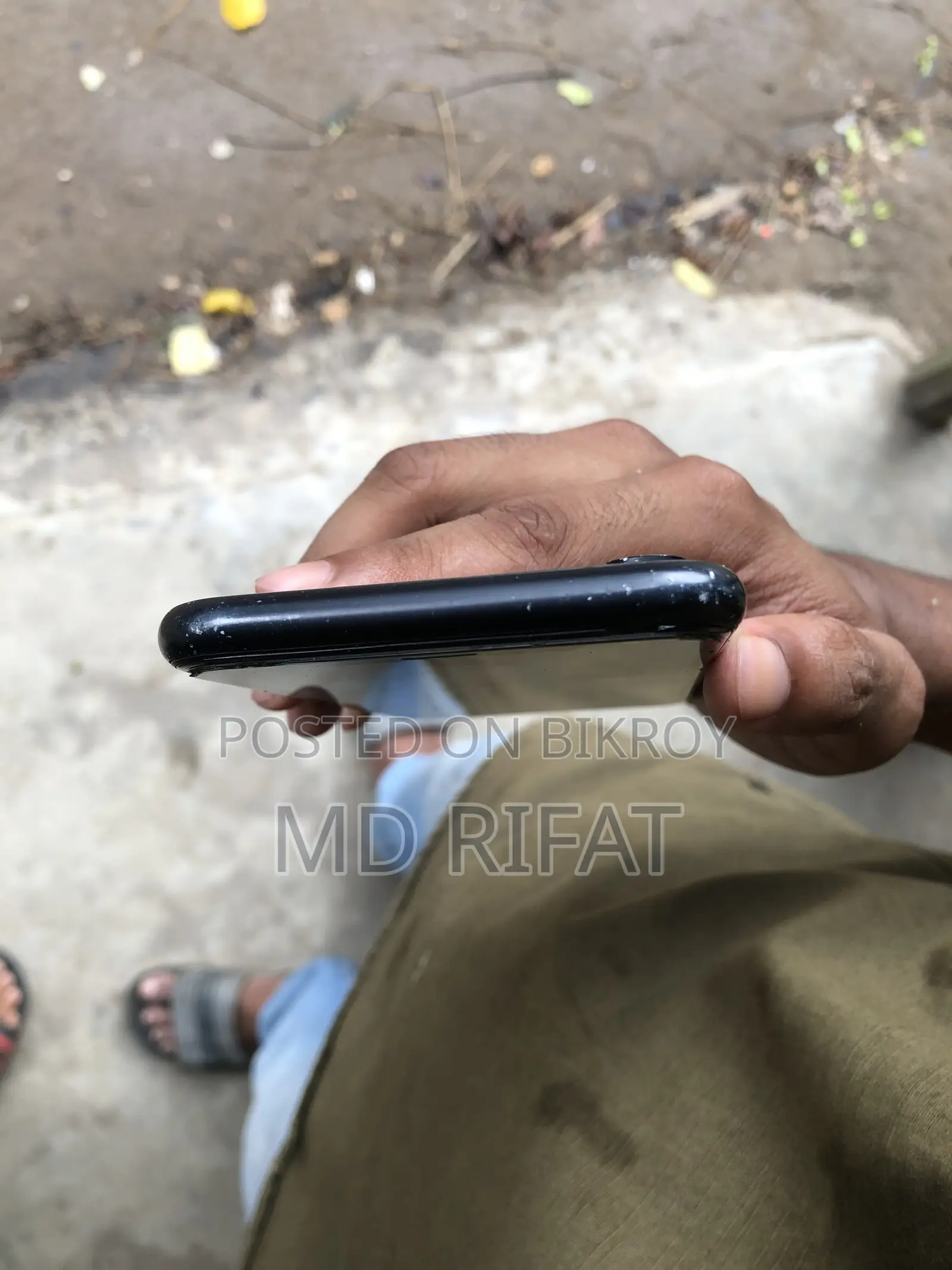 অ্যাপল আইফোন এক্সআর ১২৮ জিবি কালো