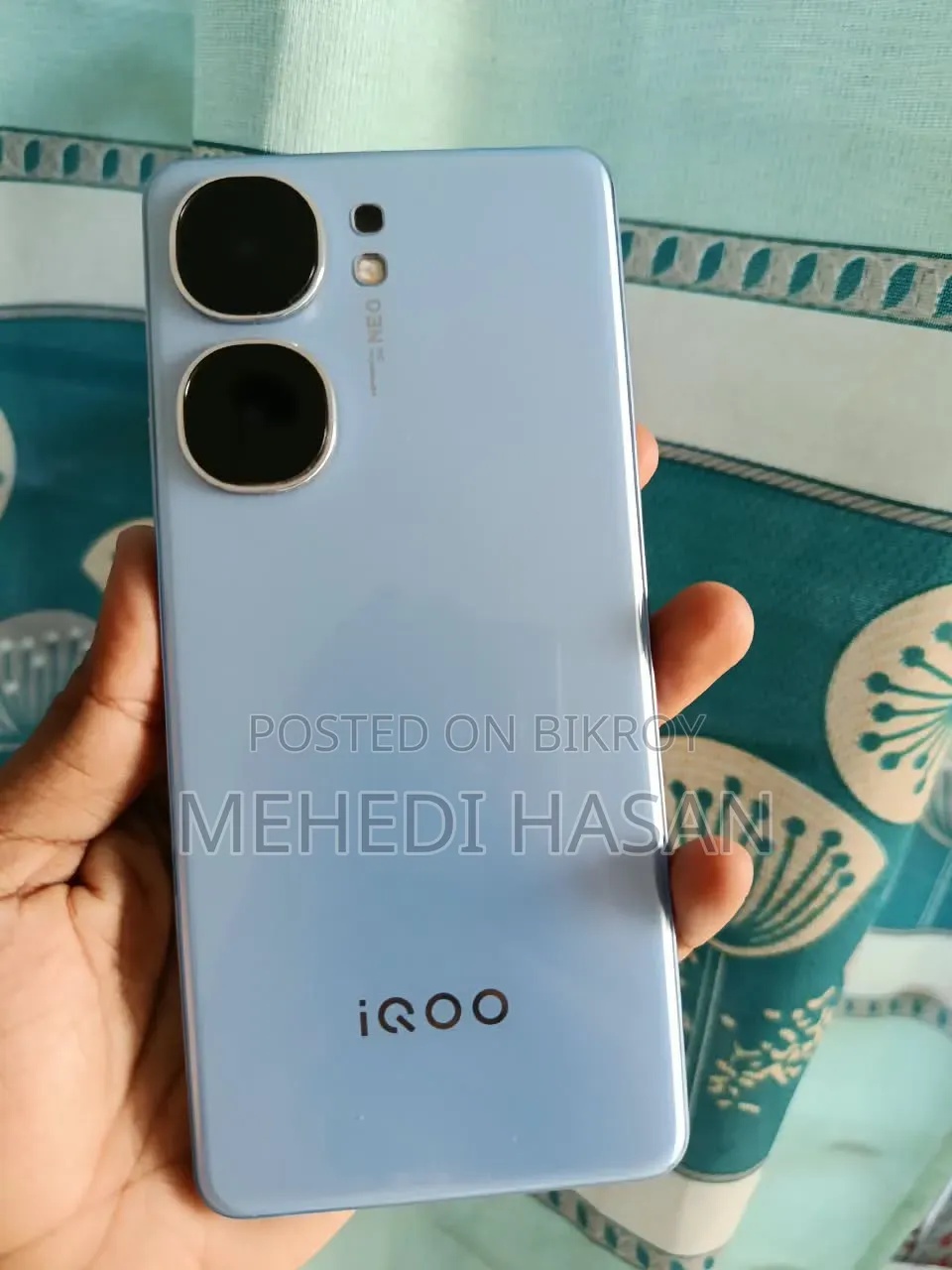 iQOO 256 GB Blue