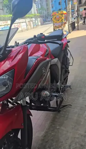 Yamaha Fazer FI V2 2019 Red
