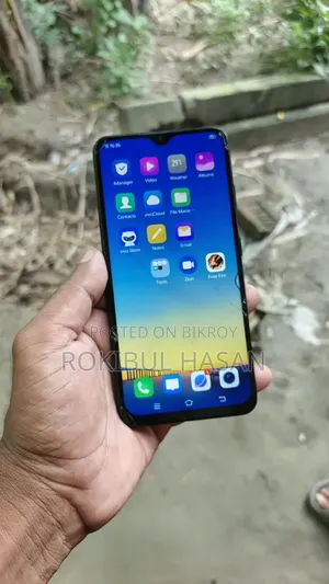 Vivo V11i 128 GB Black