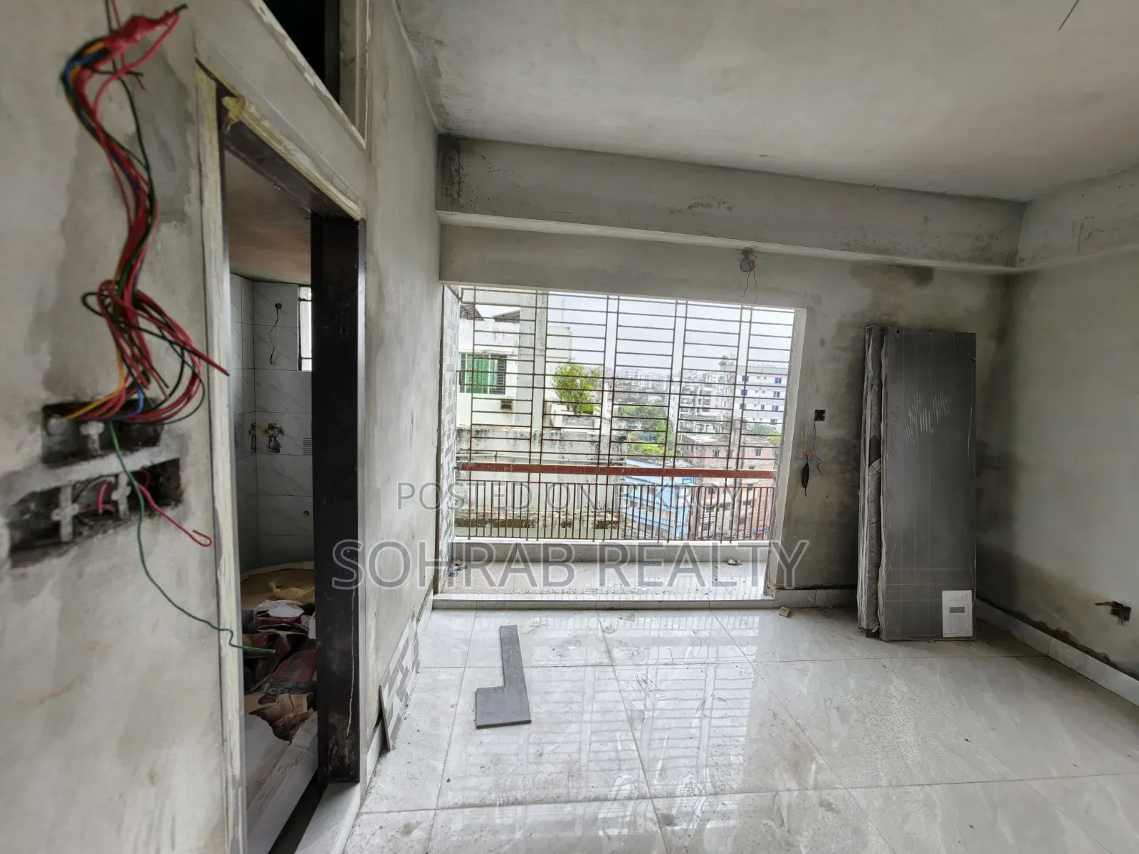 3bdrm Apartment in Sohrab Realty, Rampura for sale