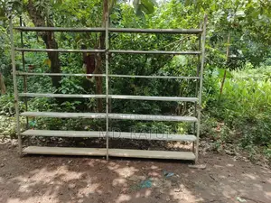 স্ট্রংহোল্ড স্লটেড র্যাক – হেভি ডিউটি স্টিল শেল্ভিং