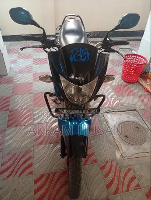 Hero Glamour 2020 Blue