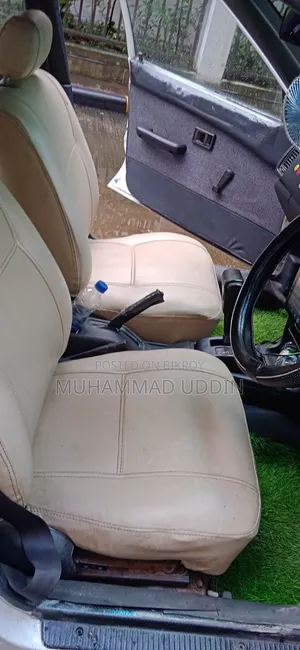 Toyota Corolla 1990 White