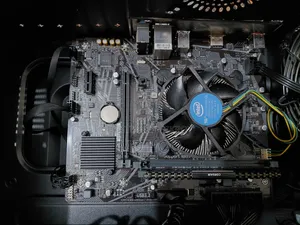 Desktop Computer 8GB Intel Core i5 SSD 256GB