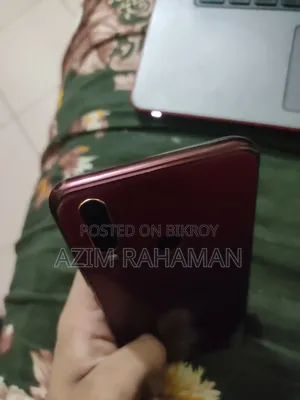 Vivo Y15 64 GB Red