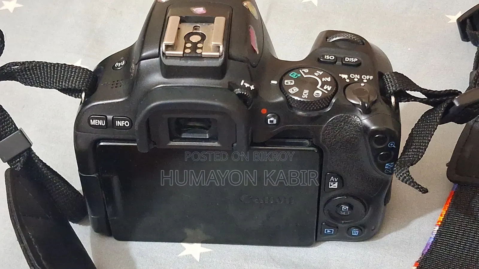 Camera : Canon Eos 200D