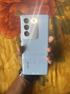 Vivo V27 128 GB Blue