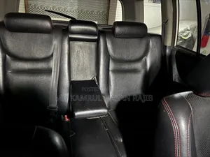 Toyota Kluger 2002 White