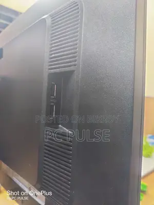 HP EliteDisplay E221c 21.5" IPS Monitor With Built-in Webcam & Speaker