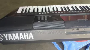 Yamaha PSR E463 Keyboard