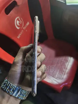 Vivo V60e 128 GB Rose Gold