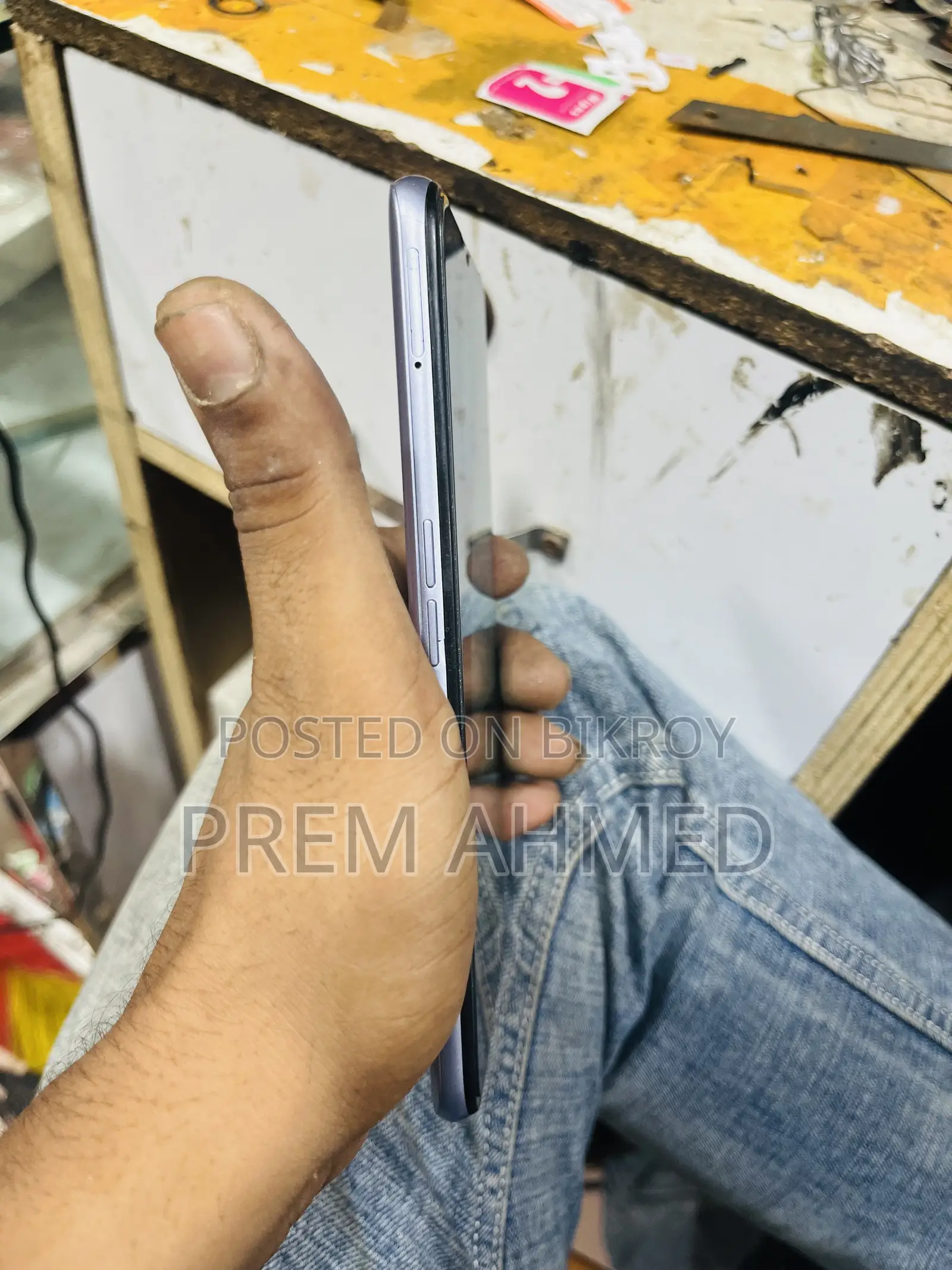 Realme C31 64 GB