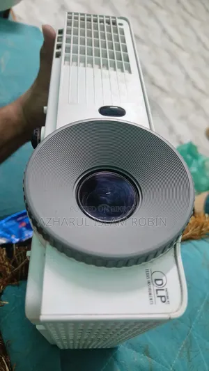 LG Projector