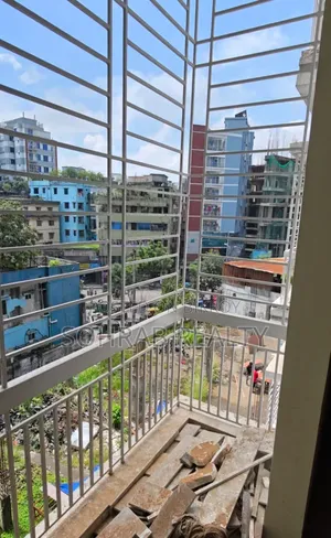 3bdrm Apartment in Sohrab Realty, Rampura for sale