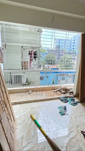 3bdrm Apartment in Sohrab Realty, Rampura for sale
