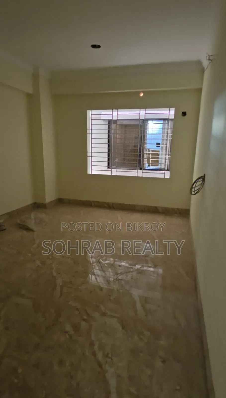 3bdrm Apartment in Sohrab Realty, Rampura for sale