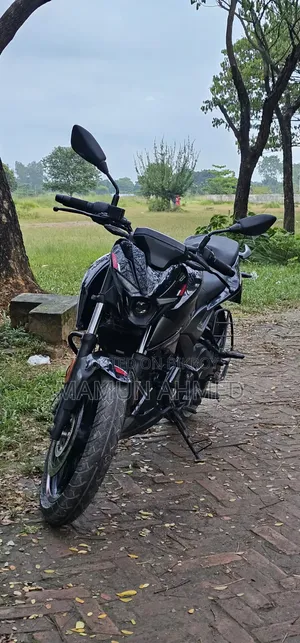 Bajaj Pulsar N250 2023 Black