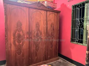 সেগুন কাঠের ৩ পাল্লা আলমারি