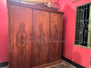 সেগুন কাঠের ৩ পাল্লা আলমারি
