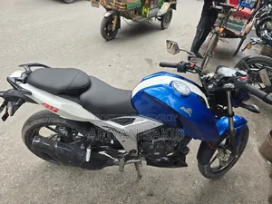 TVS Apache 160 4V 2019 Blue