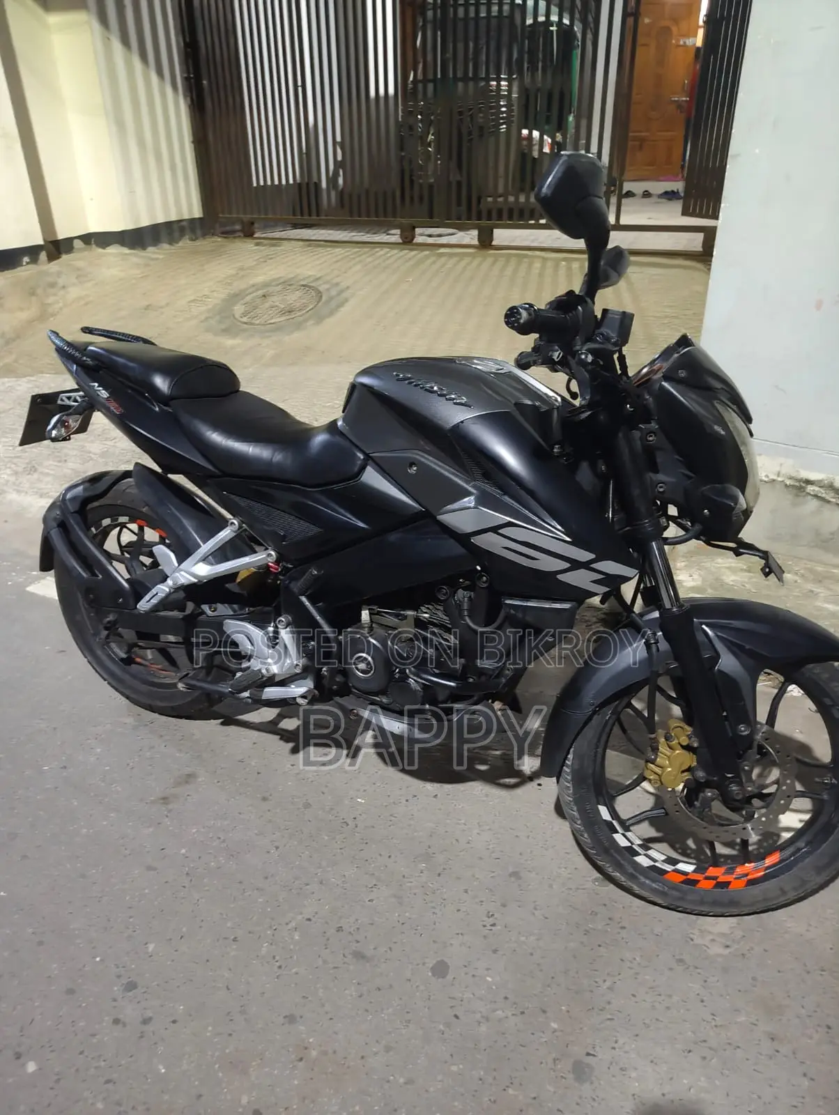 Bajaj Pulsar NS 160 2018 Gray