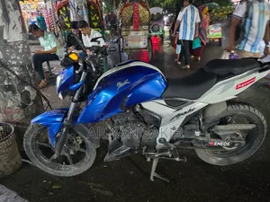 TVS Apache 160 4V 2019 Blue