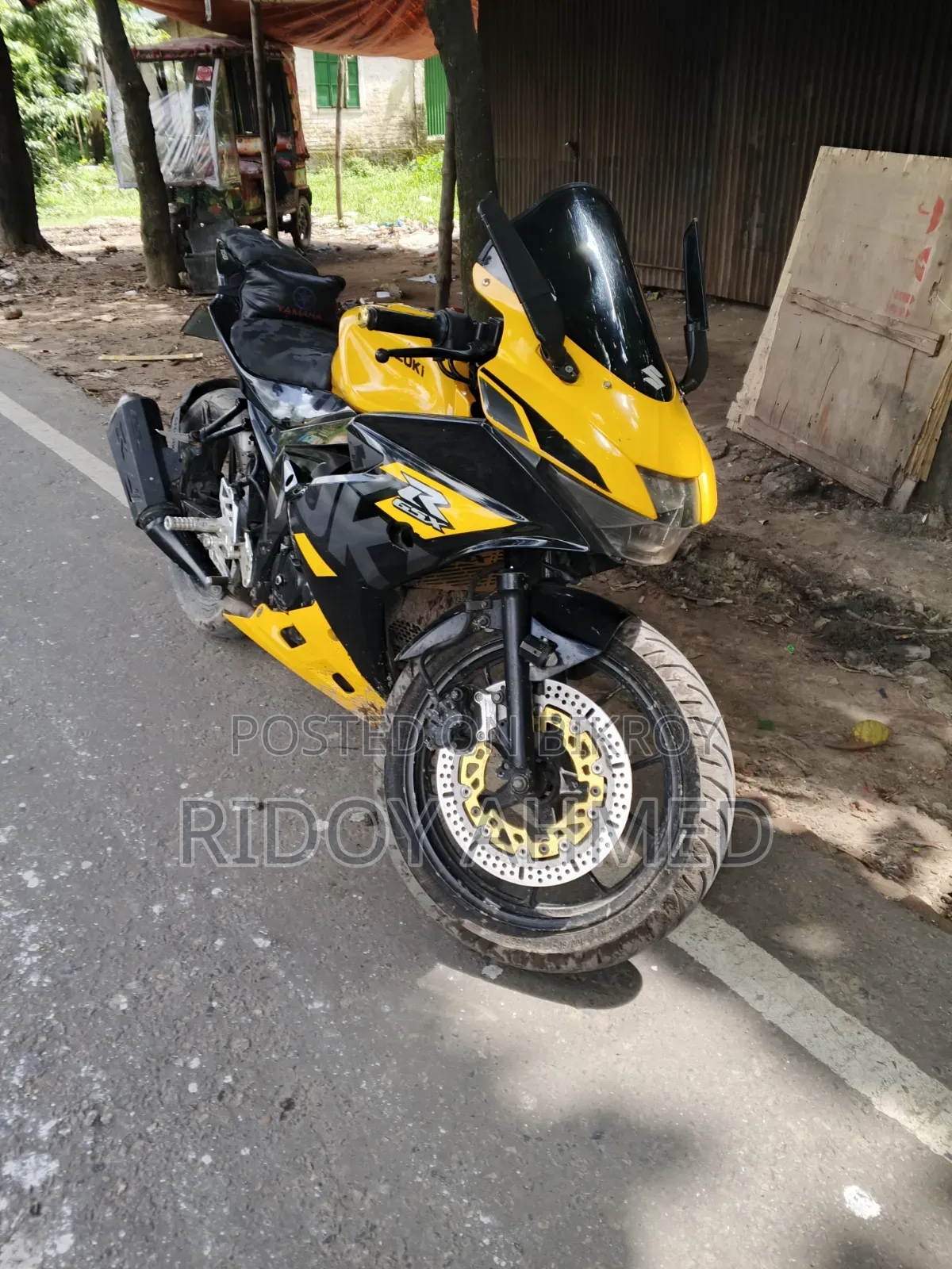 Suzuki GSX-R150 2017 Yellow