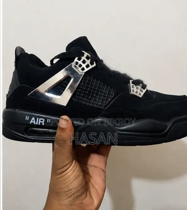 Air Jordan 4 Black Cat Edition