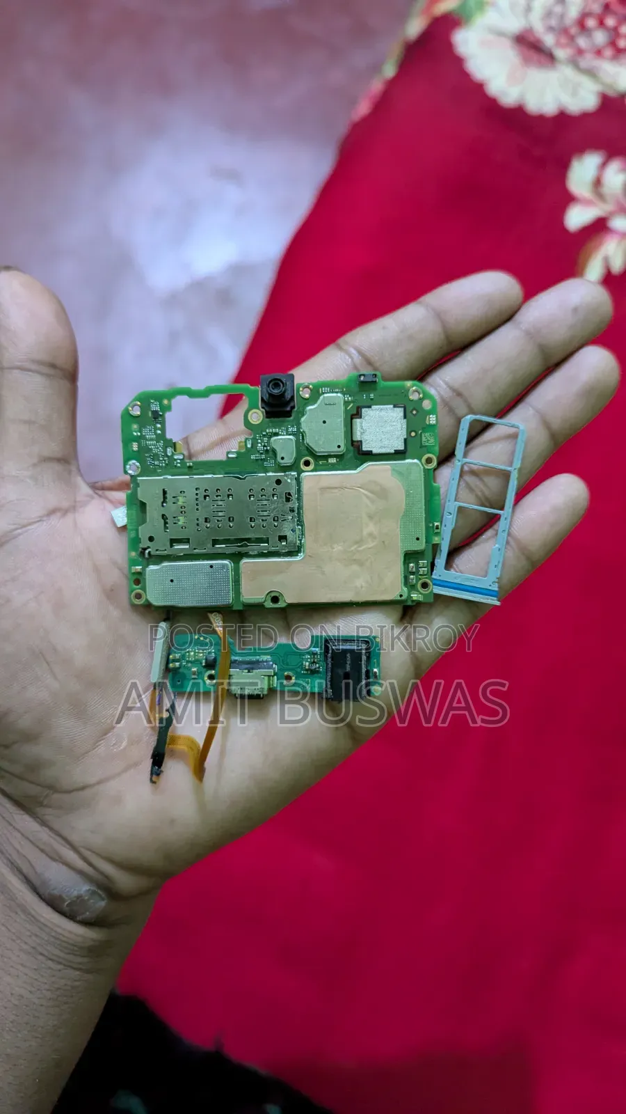 New Vivo Y29s 128 GB Gold