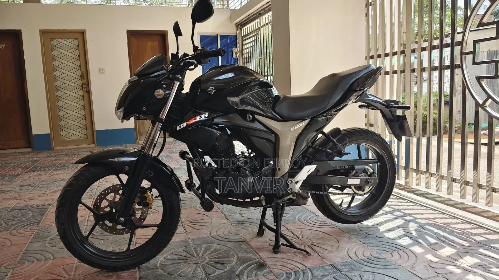 Suzuki Gixxer 2022 Black