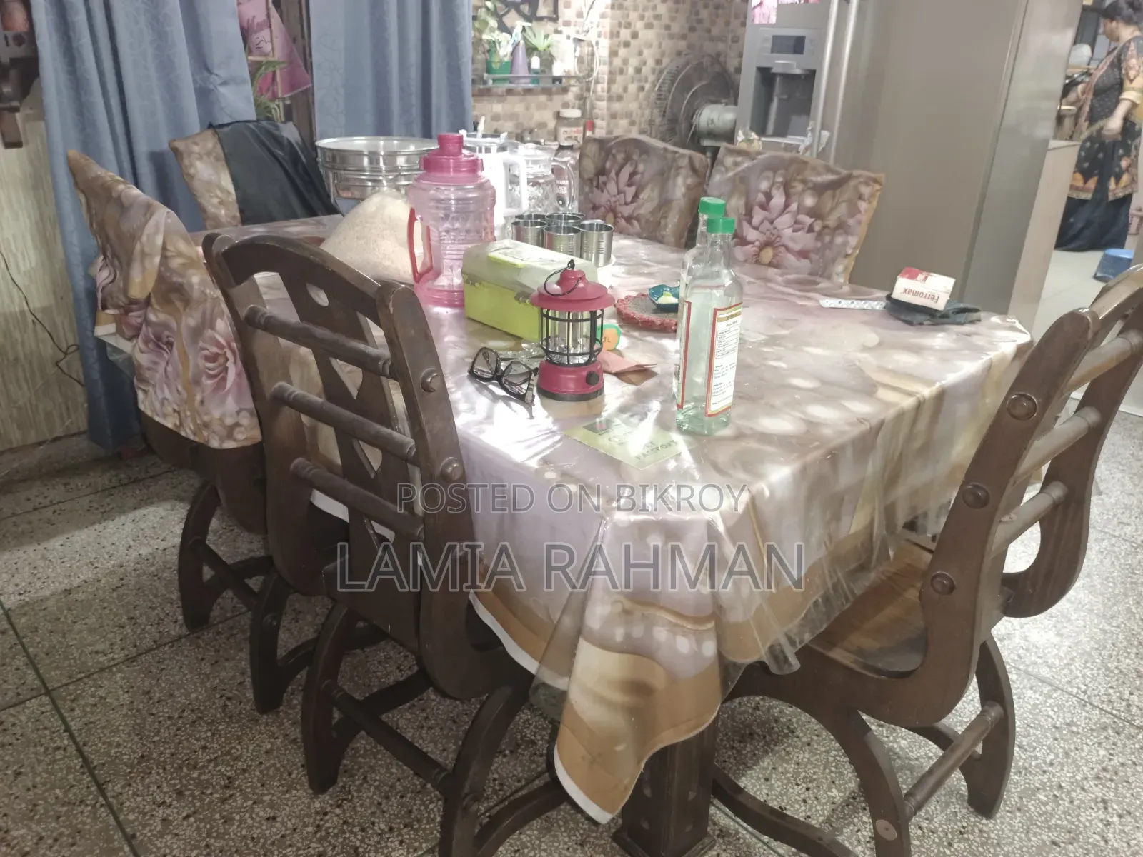 Dinning Table