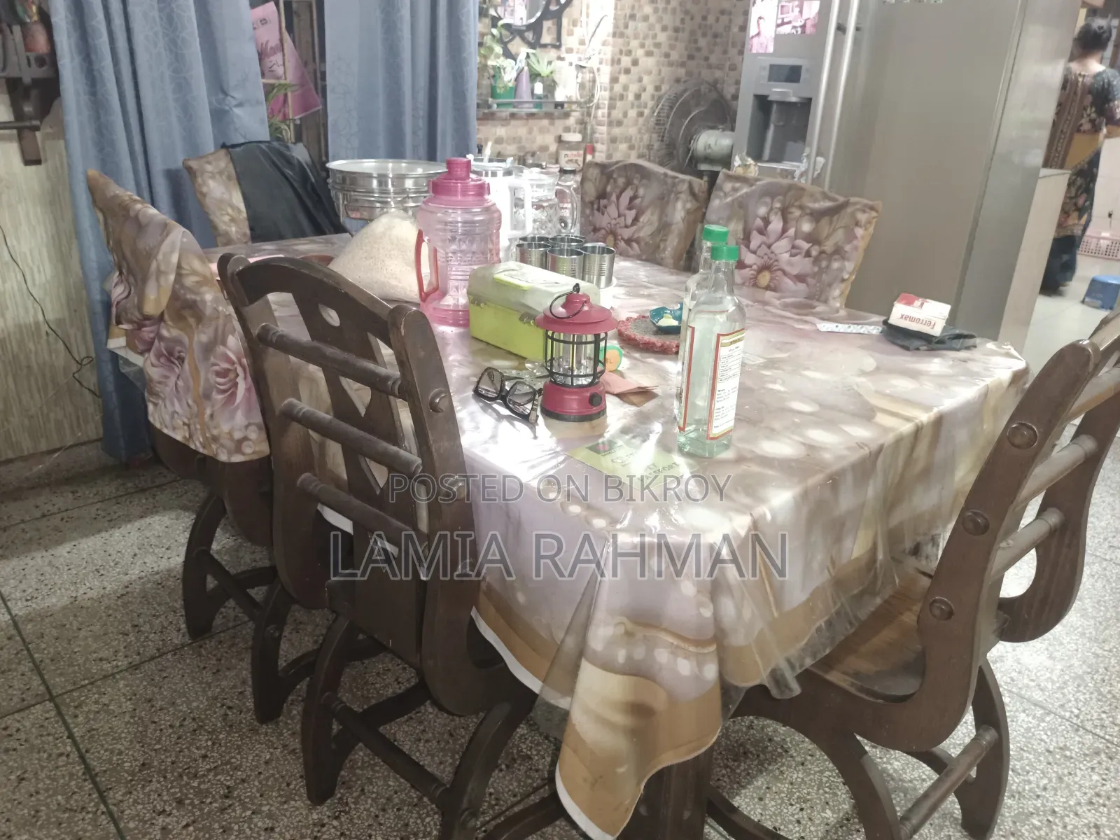 Dinning Table