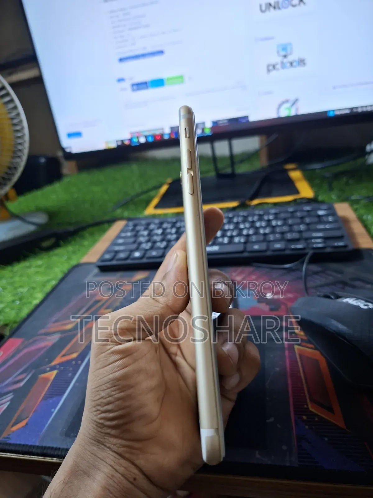 Apple iPhone 6s 64 GB Gold