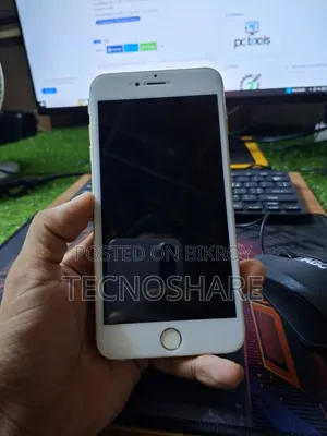 Apple iPhone 6s 64 GB Gold