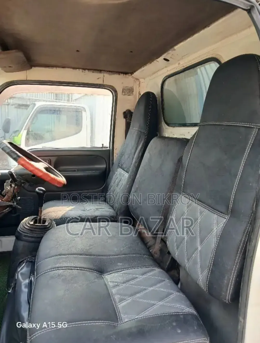 Nissan Cover Van 2002