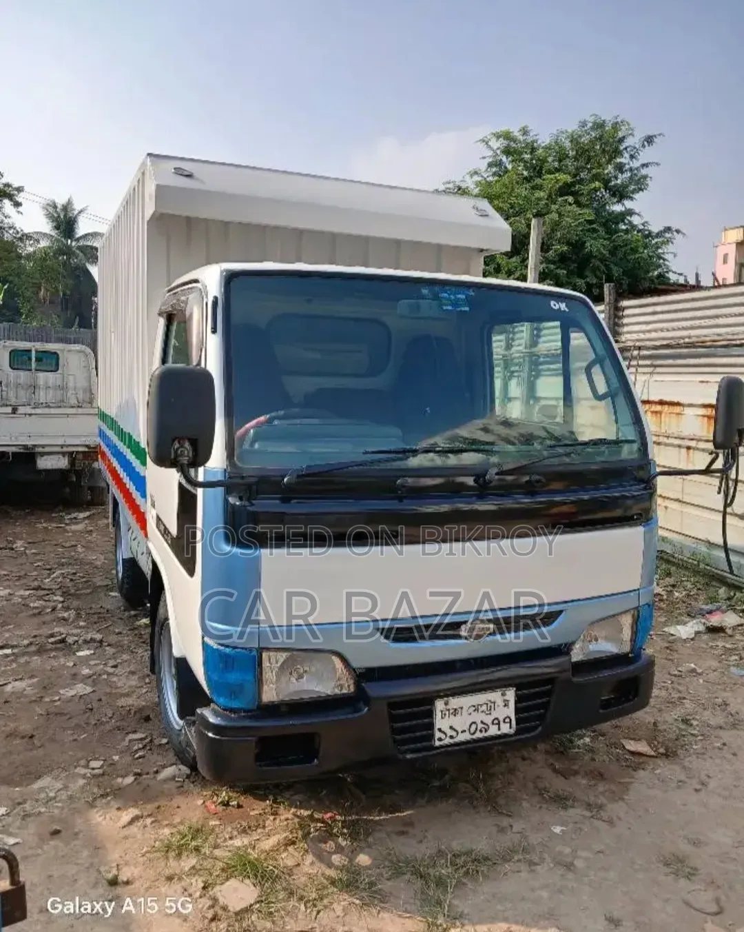 Nissan Cover Van 2002