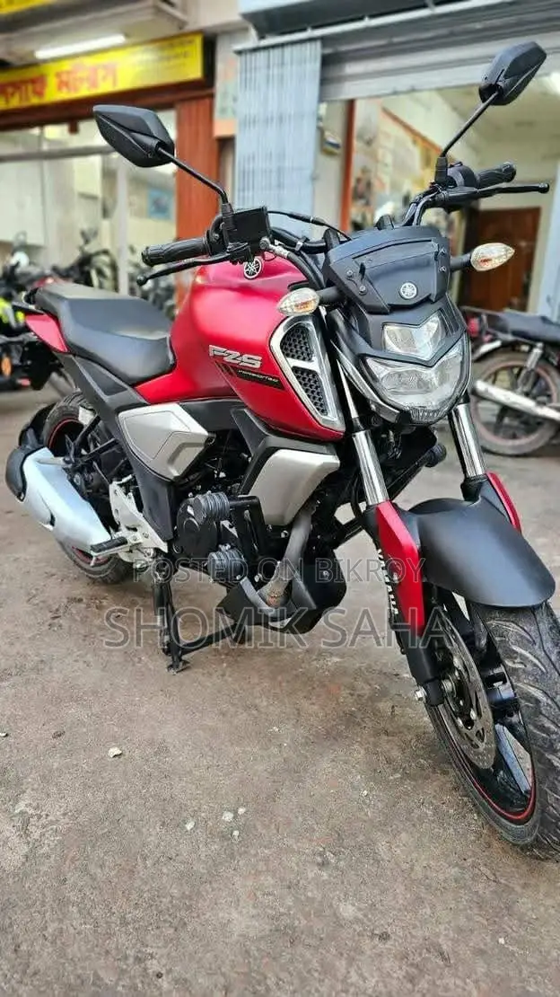 Yamaha FZS V3 2024 Red