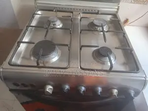 Gas Stove / Oven