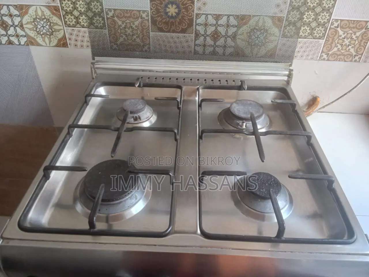 Gas Stove / Oven