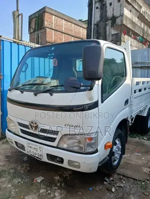 Toyota Dyna Pikup Diesel  2015