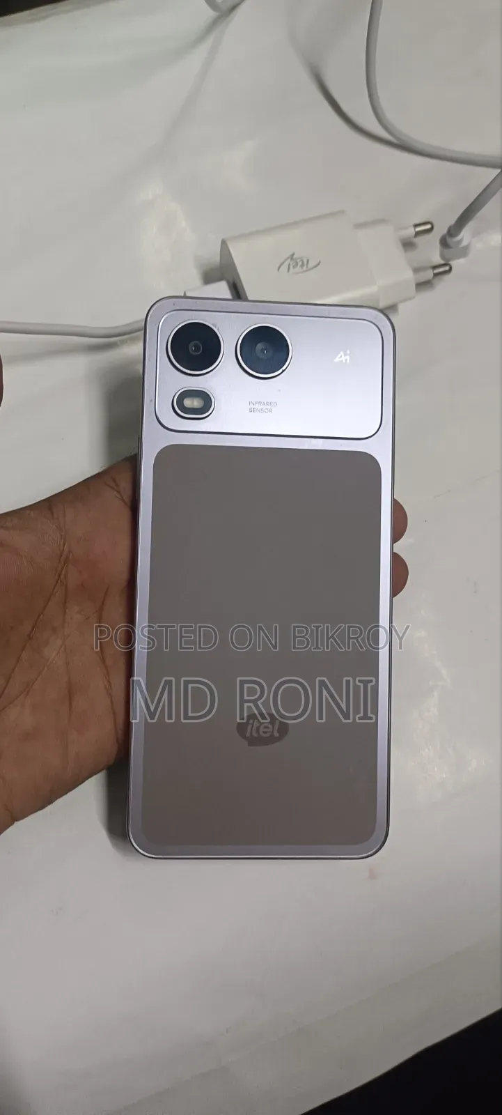 Itel A200+ 64 GB Silver