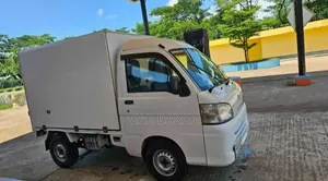 Daihatsu Hijet Van 2012 White