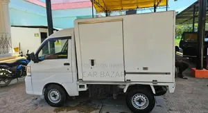 Daihatsu Hijet Van 2012 White