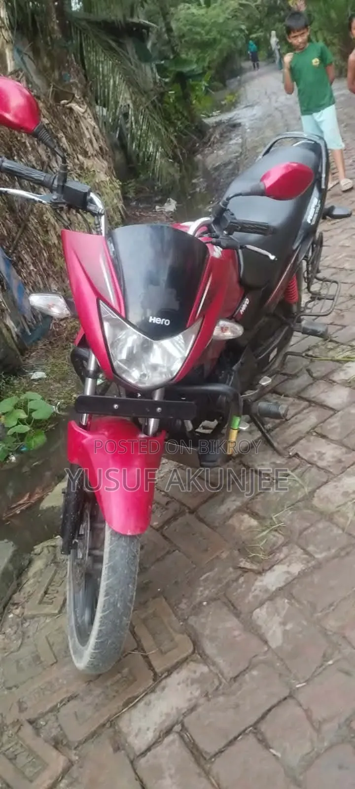 Hero Glamour 2020 Red
