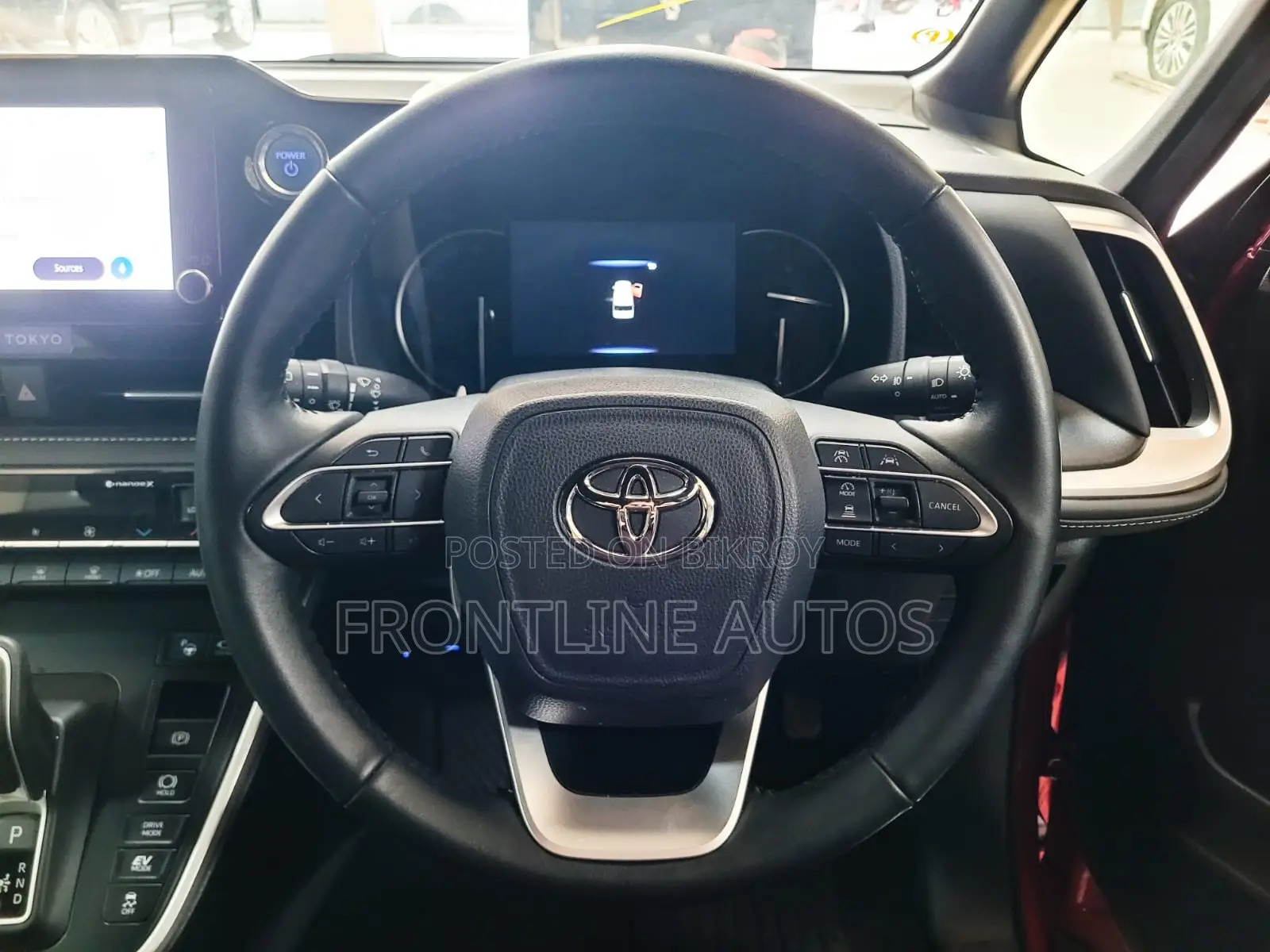 Toyota Noah 2022 Red