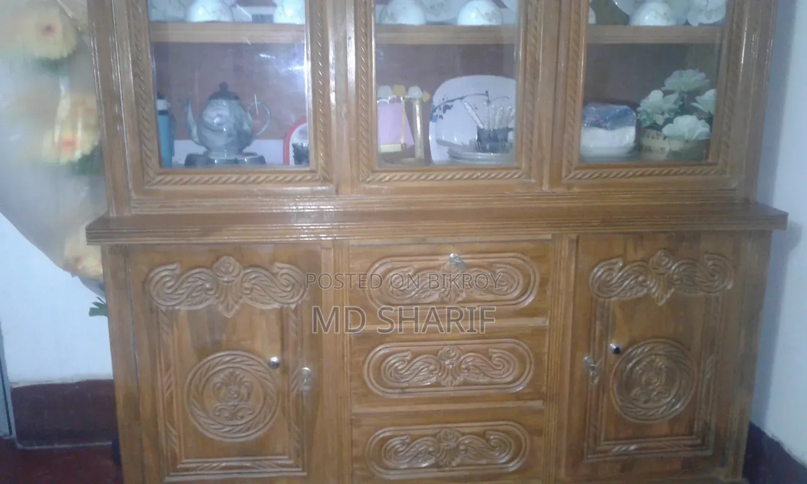 চিটাগাং সেগুন কাঠের শোকেস