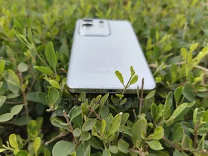 iQOO Z10x 128 GB Silver